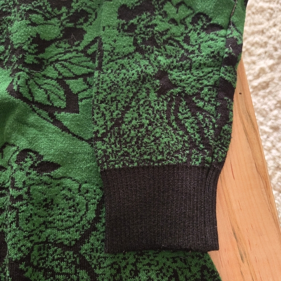 Angela sweater - Picture 2 of 6